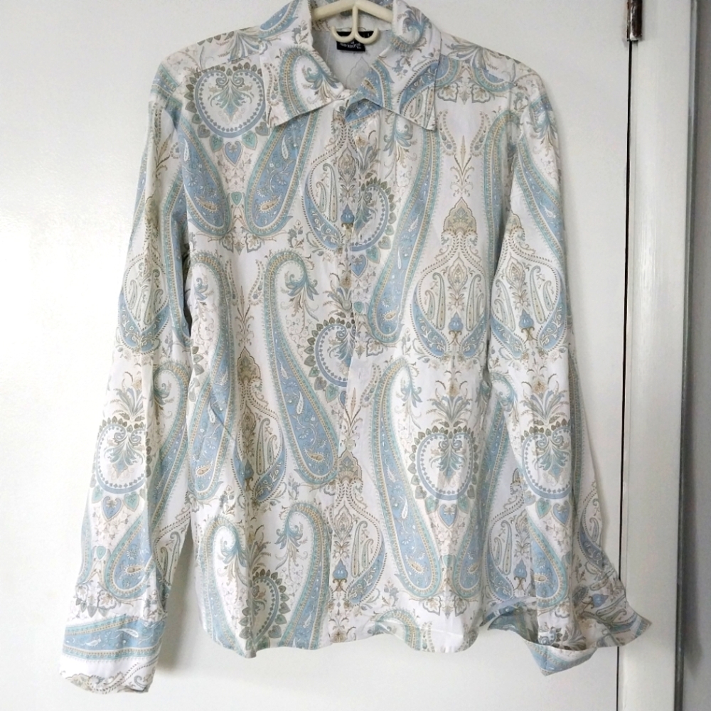 Men's Navigator Paisley print button up shirt.